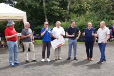 Auf dem Titelbild von links nach rechts: Georg Straub (Vorstandsvorsitzender Sparkasse Bad Neustadt/Saale), Markus Seibel (Geschäftsführer Schullandheim Bauersberg), Landrat Thomas Habermann, Klaus Grenzer (Vorstandsvorsitzender Sparkasse Bad Neustadt/Saale), Staatssekretär Sandro Kirchner, Hubert Götz (Landesvorsitzender Bayerisches Schullandheimwerk), Georg Seiffert (Bürgermeister von Bischofsheim).